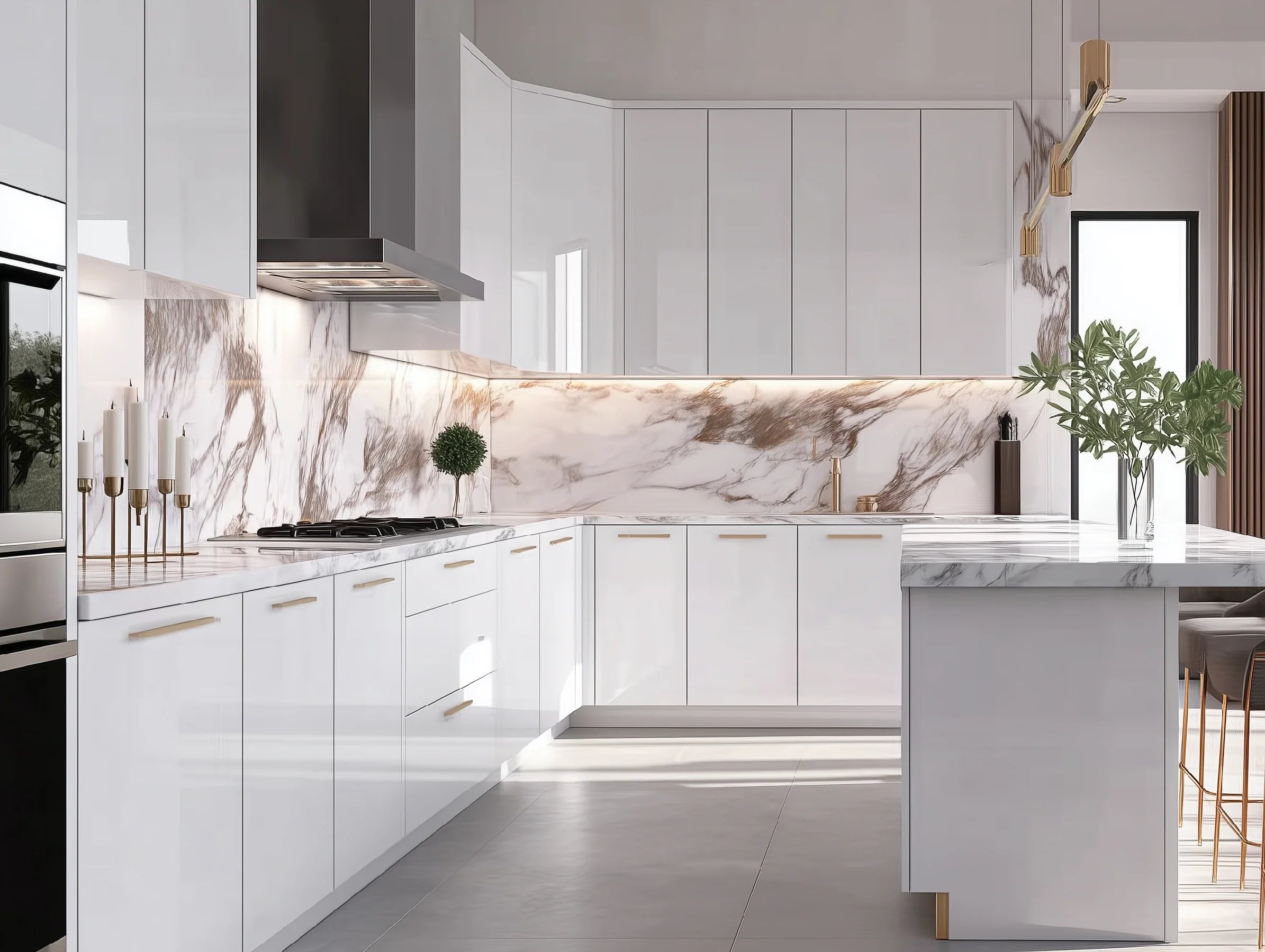 High Gloss White Shoe Moulding